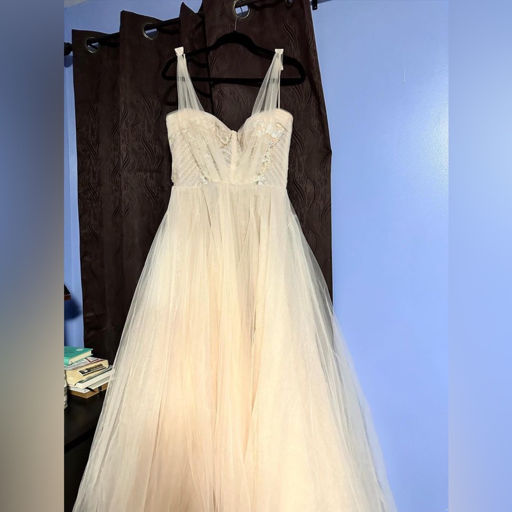Beautiful peach gown